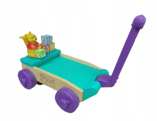 KOČÍK S RUKOVOU NA ŤAHANIE DISNEY MACKO PÚ BLOCKS FUN